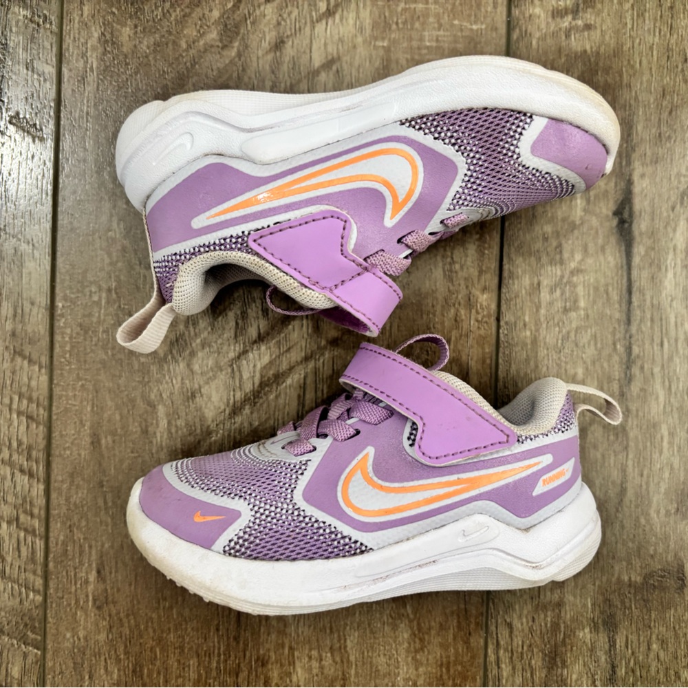 Nike Toddler Sneakers size 6c